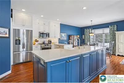 2509 Ludwig Court, Lower Macungie Twp, PA 18062 - Photo 7