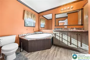 8754 Breinig Run Cir, Upper Macungie Township, PA 18031 - Photo 15