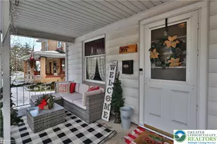 369 Mauch Chunk St, Nazareth Boro, PA 18064 - Photo 3