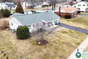 733 W Berger St, Emmaus Boro, PA 18049 - Photo 5