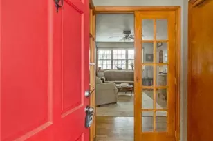 1056 Graham St, Bethlehem, PA 18015 - Photo 3