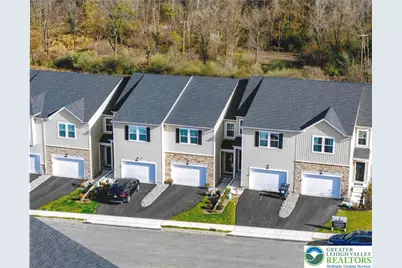 7592 Clayton Avenue, Upper Saucon Township, PA 18036 - Photo 3