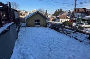 515 N Bishopthorpe St, Fountain Hill, PA 18015 - Photo 27