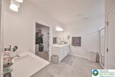 8005 August Avenue, Lower Macungie, PA 18031 - Photo 27