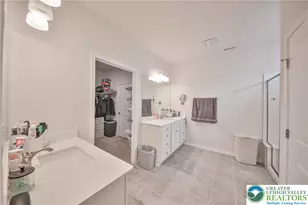 8005 August Ave, Lower Macungie Twp, PA 18031 - Photo 27