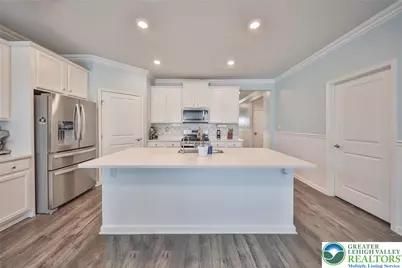 8005 August Avenue, Lower Macungie, PA 18031 - Photo 7