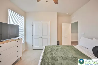 8005 August Avenue, Lower Macungie, PA 18031 - Photo 5