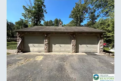 6233 Hunsicker Road, Heidelberg Twp, PA 18066 - Photo 3