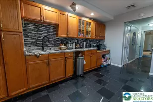 1015 W Hamilton St, Allentown City, PA 18101 - Photo 23