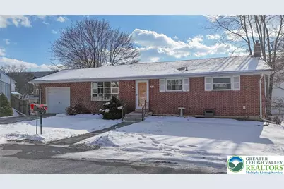 214 Chestnut Street, Schuylkill, PA 17982 - Photo 1