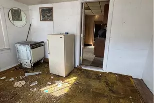 240 W Ridge St, Lansford, PA 18232 - Photo 15