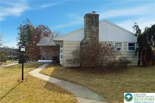 2030 Union St, Allentown City, PA 18104 - Photo 3