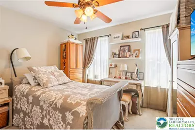 955 Yorkshire Drive, Upper Macungie Township, PA 18031 - Photo 33