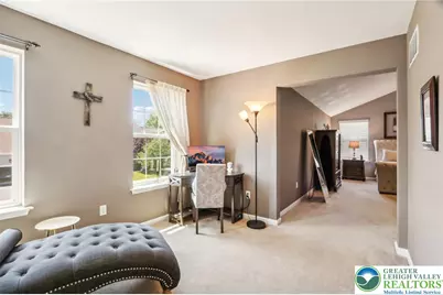 955 Yorkshire Drive, Upper Macungie Township, PA 18031 - Photo 37