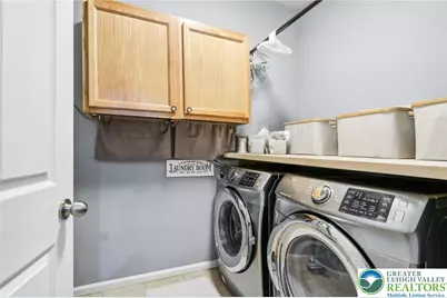 955 Yorkshire Drive, Upper Macungie Township, PA 18031 - Photo 21