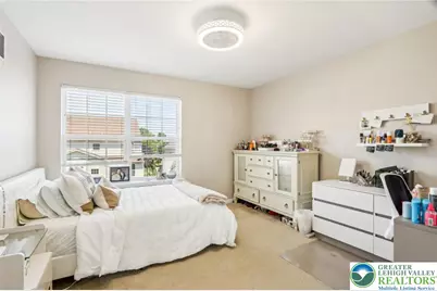 955 Yorkshire Drive, Upper Macungie Township, PA 18031 - Photo 31