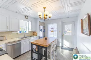 652 5th St, Whitehall Twp, PA 18052 - Photo 7