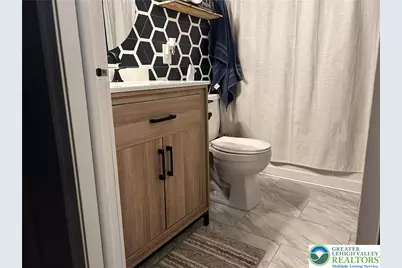 621 Bishops Place, Lehigh Township, PA 18067 - Photo 17