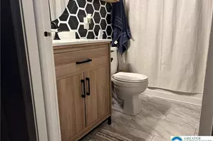 621 Bishops Pl, Lehigh Township, PA 18067 - Photo 17