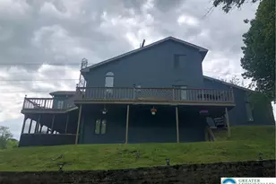 621 Bishops Pl, Lehigh Township, PA 18067 - Photo 3