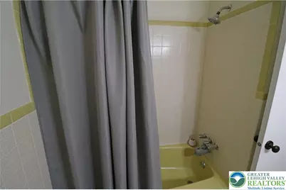 3045 Olivia Circle, Salisbury Township, PA 18103 - Photo 23