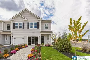 1242 Susan Cir, Upper Macungie Township, PA 18031 - Photo 1