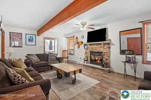 11 Bishop Cir, Penn Forrest, PA 18210 - Photo 25