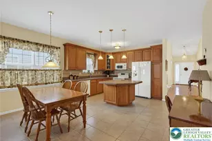 2852 Donegal Dr, Lower Macungie Twp, PA 18062 - Photo 11