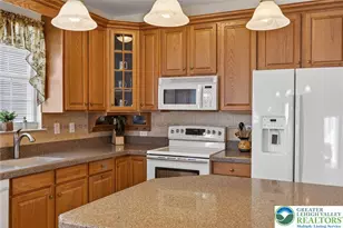 2852 Donegal Dr, Lower Macungie Twp, PA 18062 - Photo 13