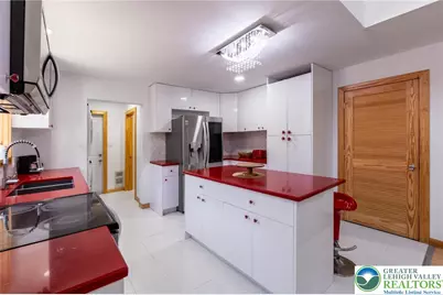 27 Brunswick Drive, Mount Pocono, PA 18344 - Photo 3