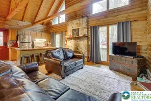 134 Rim Rd, Middle Smithfield, PA 18302 - Photo 3