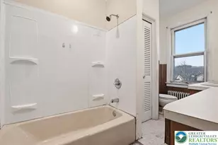 133 E Madison St, Easton, PA 18042 - Photo 51