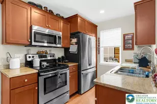 7695 Barrow Dr, Lower Macungie, PA 18062 - Photo 9