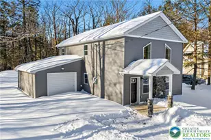 1073 West Side Dr, Newfoundland, PA 18445 - Photo 7