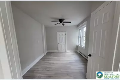 161 W Wilkes Barre, Easton, PA 18042 - Photo 9