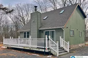 32 Bear Ln, Penn Forrest, PA 18229 - Photo 3