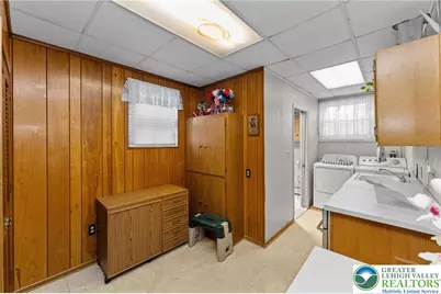 320 Garibaldi Avenue, Roseto, PA 18013 - Photo 15