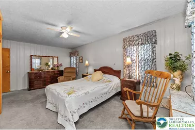 320 Garibaldi Avenue, Roseto, PA 18013 - Photo 19