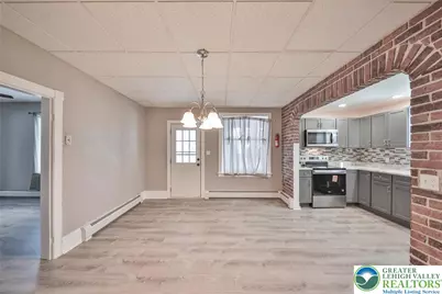 518 Pen Argyl Street, Pen Argyl Boro, PA 18072 - Photo 7