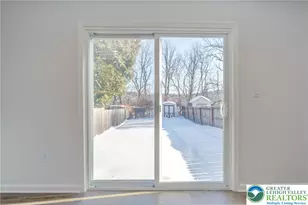 1212 Graham St, Fountain Hill Boro, PA 18015 - Photo 15