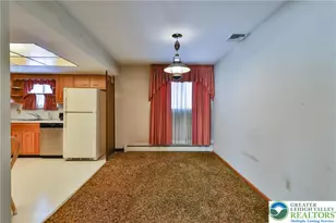 1360 Stonewood Dr, Hanover Twp, PA 18017 - Photo 7