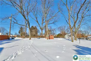 1360 Stonewood Dr, Hanover Twp, PA 18017 - Photo 27