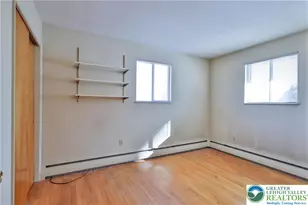 1360 Stonewood Dr, Hanover Twp, PA 18017 - Photo 15