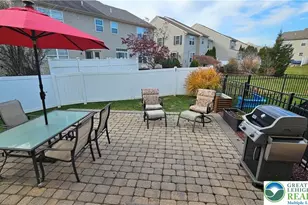 247 Milkweed Dr, Upper Macungie Township, PA 18104 - Photo 7