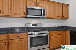 106 Greenleaf Dr, Long Pond, PA 18334 - Photo 11