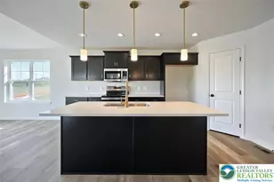 108 Pleasant View Dr, Mahoning Twp, PA 18235 - Photo 5