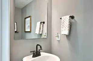 708 Deerfield Blvd, Pennsburg Boro, PA 18073 - Photo 5