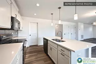 253 Center Rd, Allen Township, PA 18067 - Photo 7