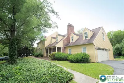 1528 Wethersfield Drive, South Whitehall Twp, PA 18104 - Photo 5