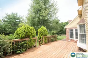 1528 Wethersfield Dr, South Whitehall Twp, PA 18104 - Photo 9